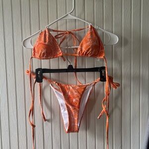 NWOT Shein Orange Tropical Print Bikini Set in XS